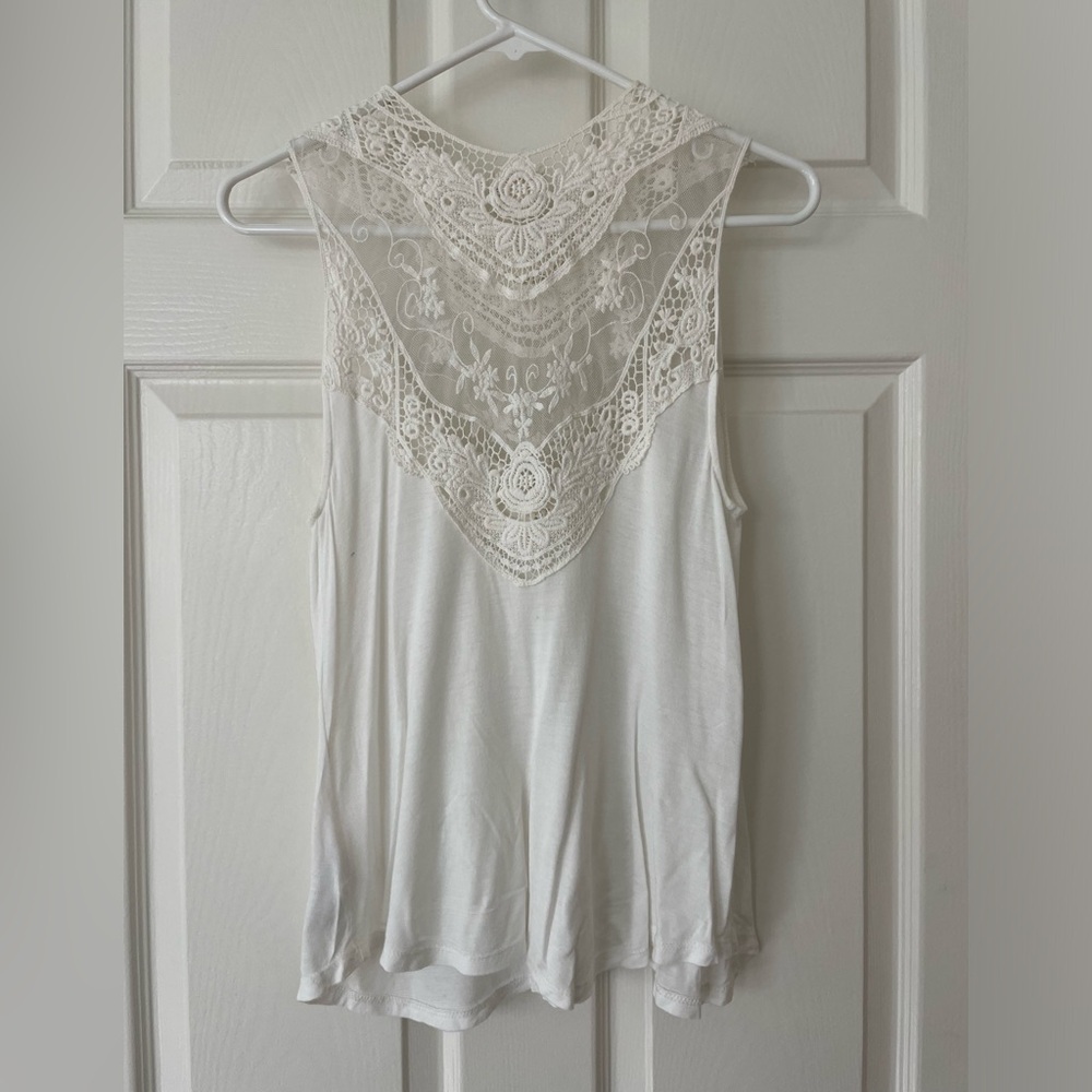 $5! 2 for $10🌹Pins & Needles Ivory Lace Detail Tank Top Sz S - Picture 2 of 9